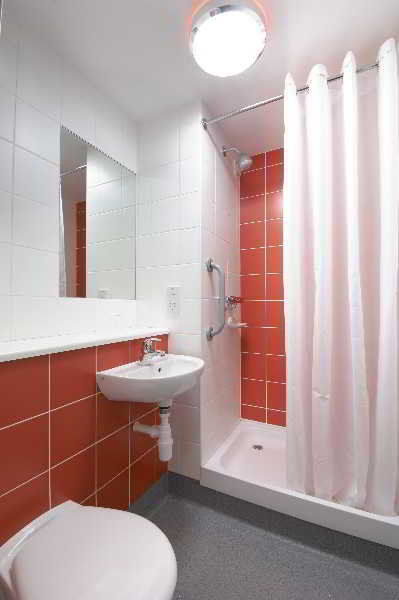 Travelodge Liverpool Stonedale Park Экстерьер фото