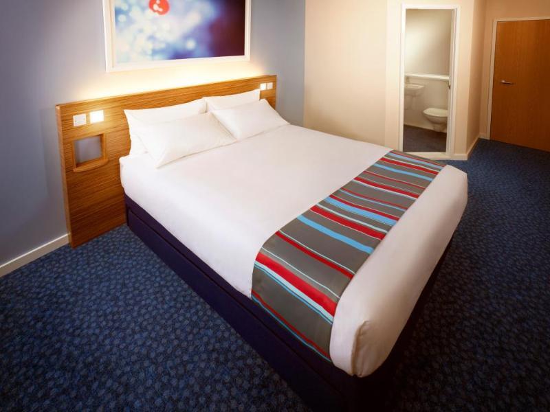 Travelodge Liverpool Stonedale Park Экстерьер фото