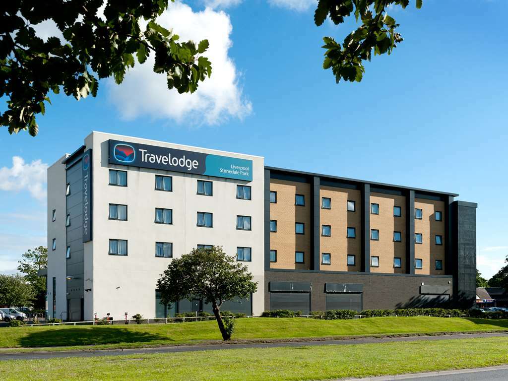 Travelodge Liverpool Stonedale Park Экстерьер фото